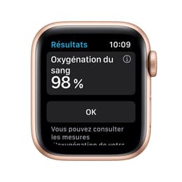 Apple Watch Series 6 (2020) GPS 44 mm - Aluminium Gold - Sport band Black